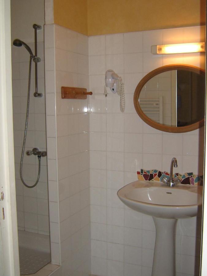 Chambres&Studios Château Saint Vincent Bazas Habitación foto